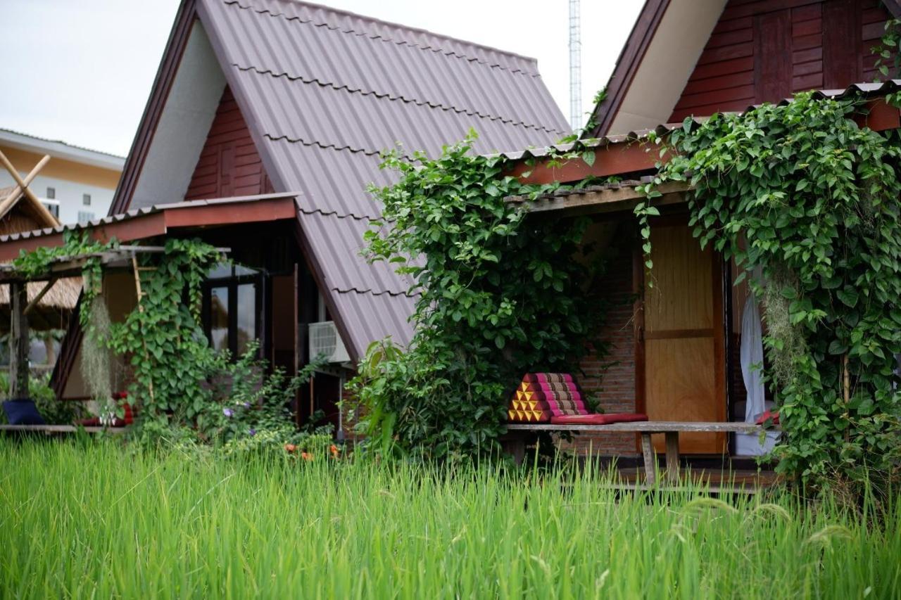 Ferienwohnung Huean Himbo Chiang Rai Exterior foto